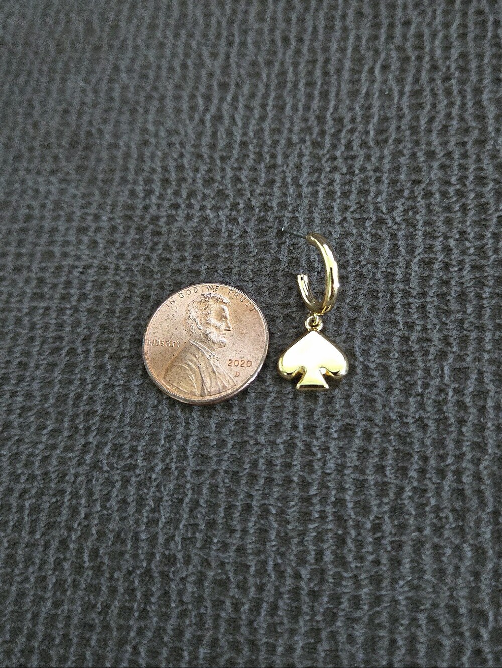 Kate Spade♠️ Gold💛 "Everyday Spade" Huggie🤗 Hoop Earrings - NIB - Picture 5 of 16